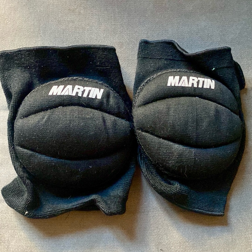 Martin Black SlipOn Volleyball Knee Pads Pair